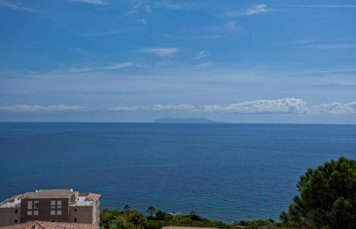 Casa Les Agaves Apartment Santa-Severa Luaran gambar